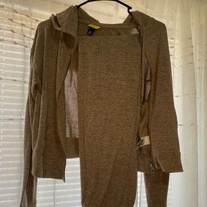 Simple Sweater Sweatsuit Size M.